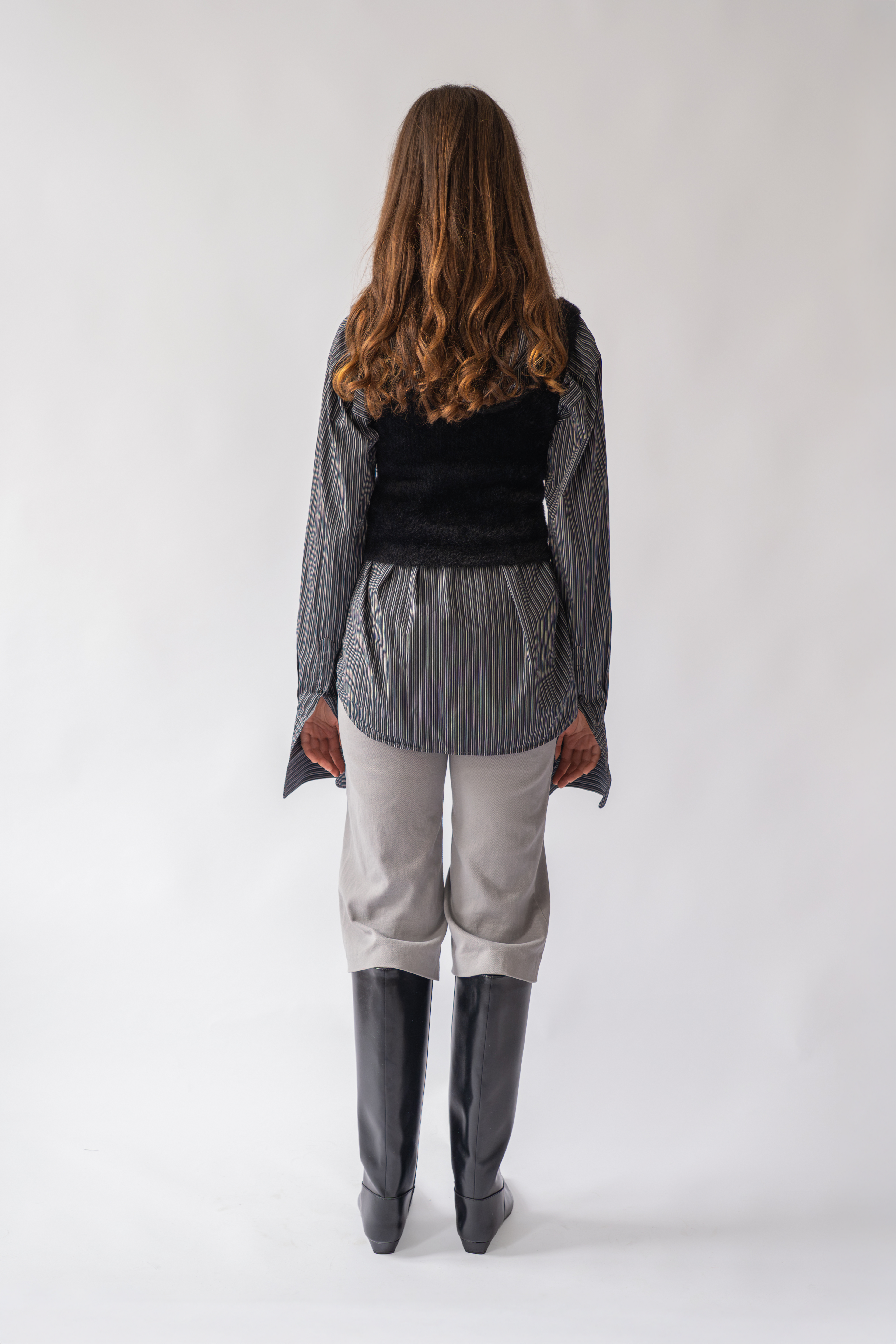 Black Fluffy Cropped Knit