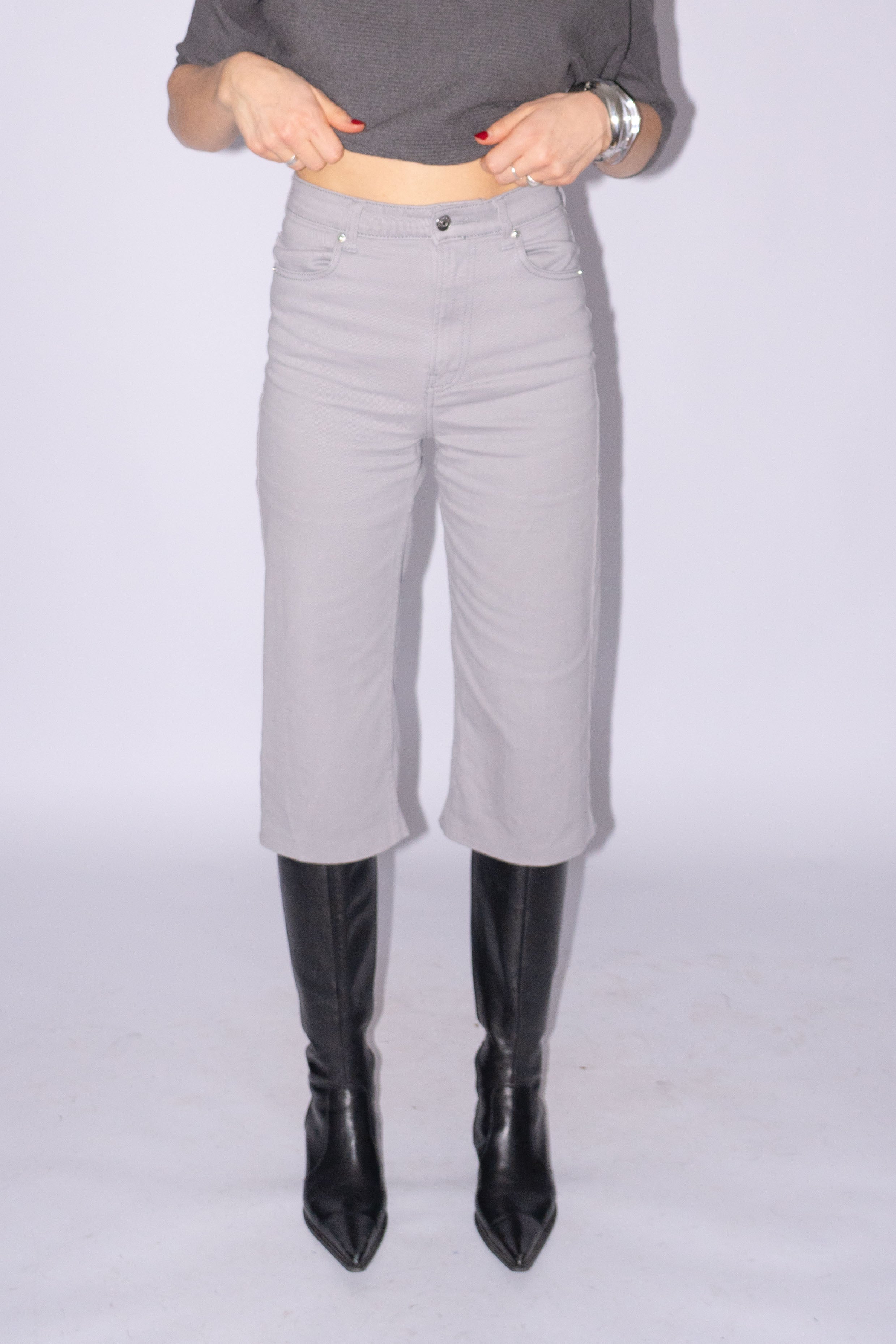 Grey Bermuda Jeans Size XS