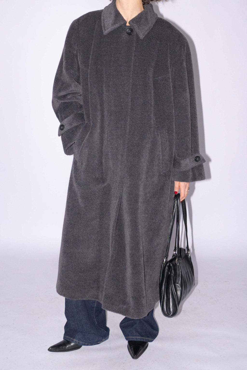 80% Lama Wool Coat Size XL