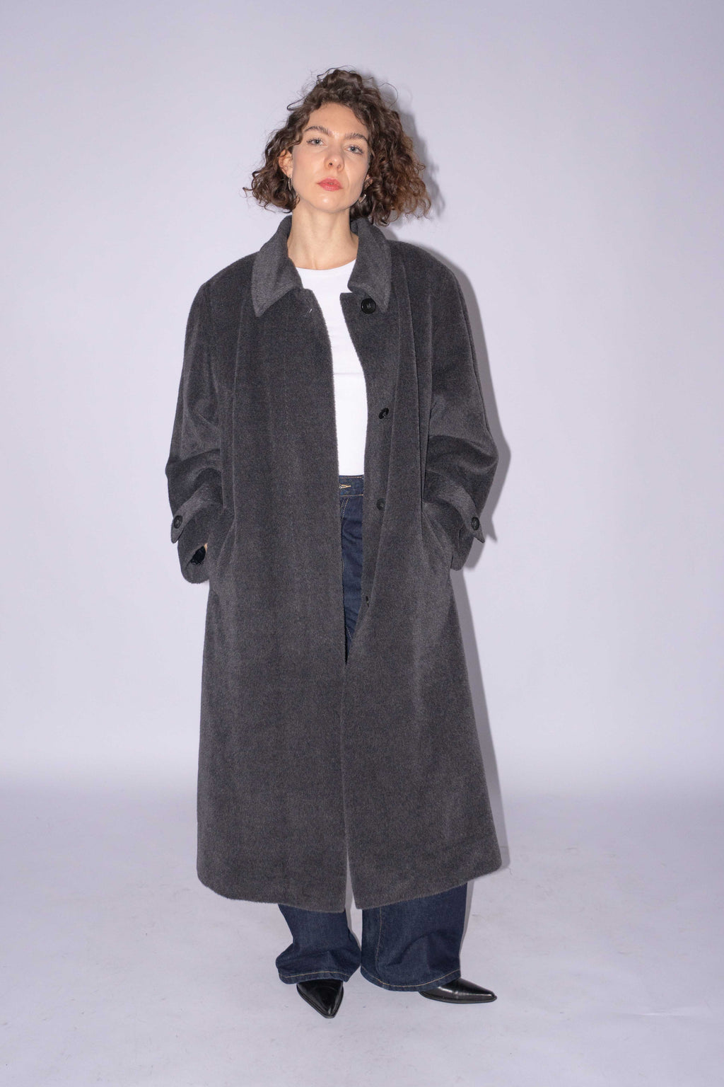 80% Lama Wool Coat Size XL