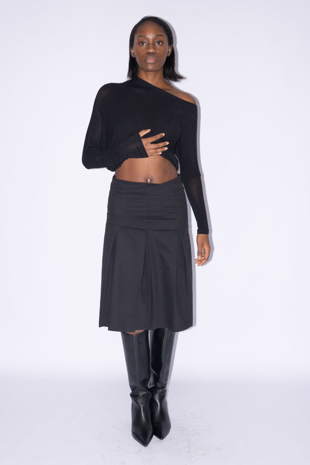 Black Pleated Midi Skirt - Size M