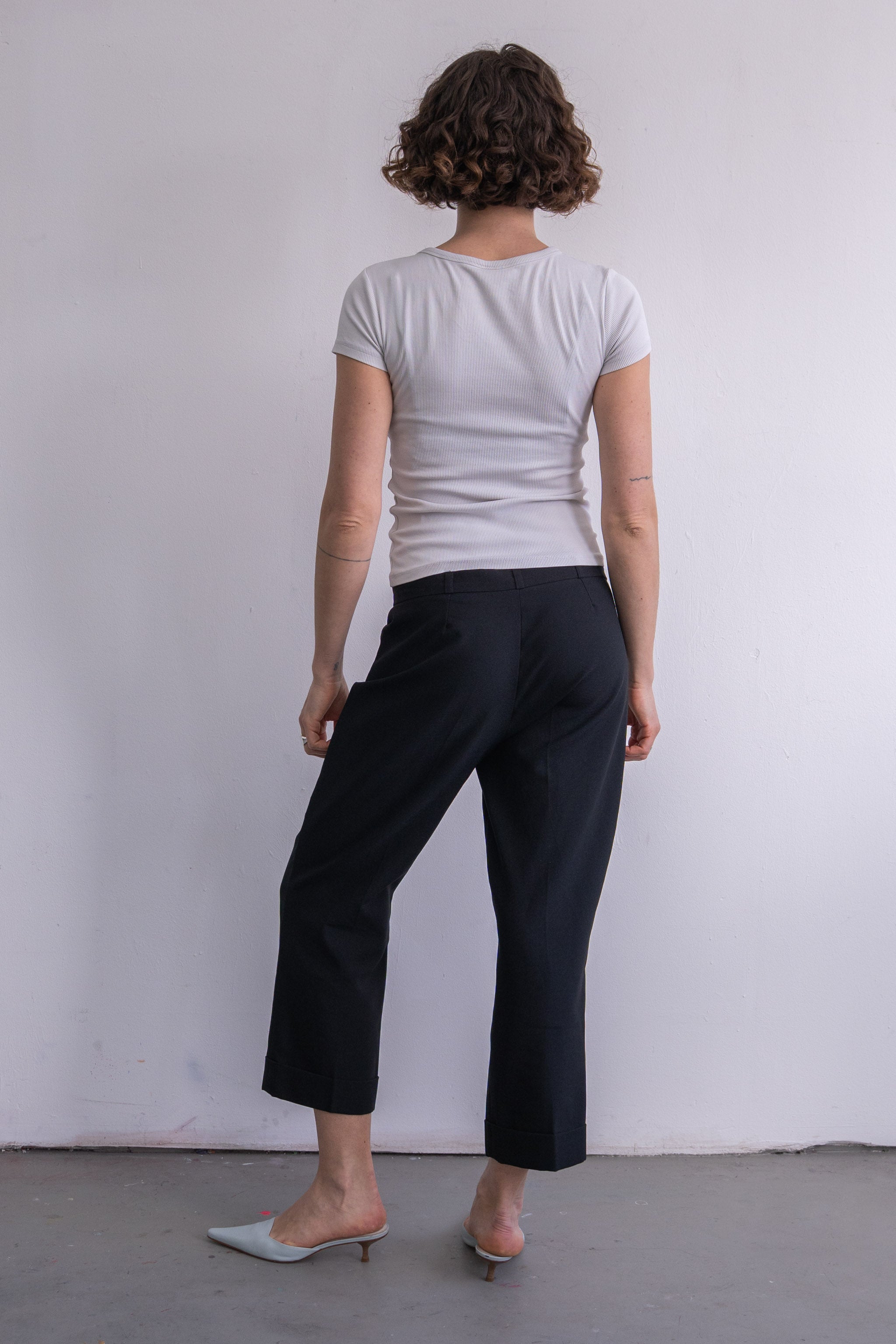 Black Pantalon Capri - Size M