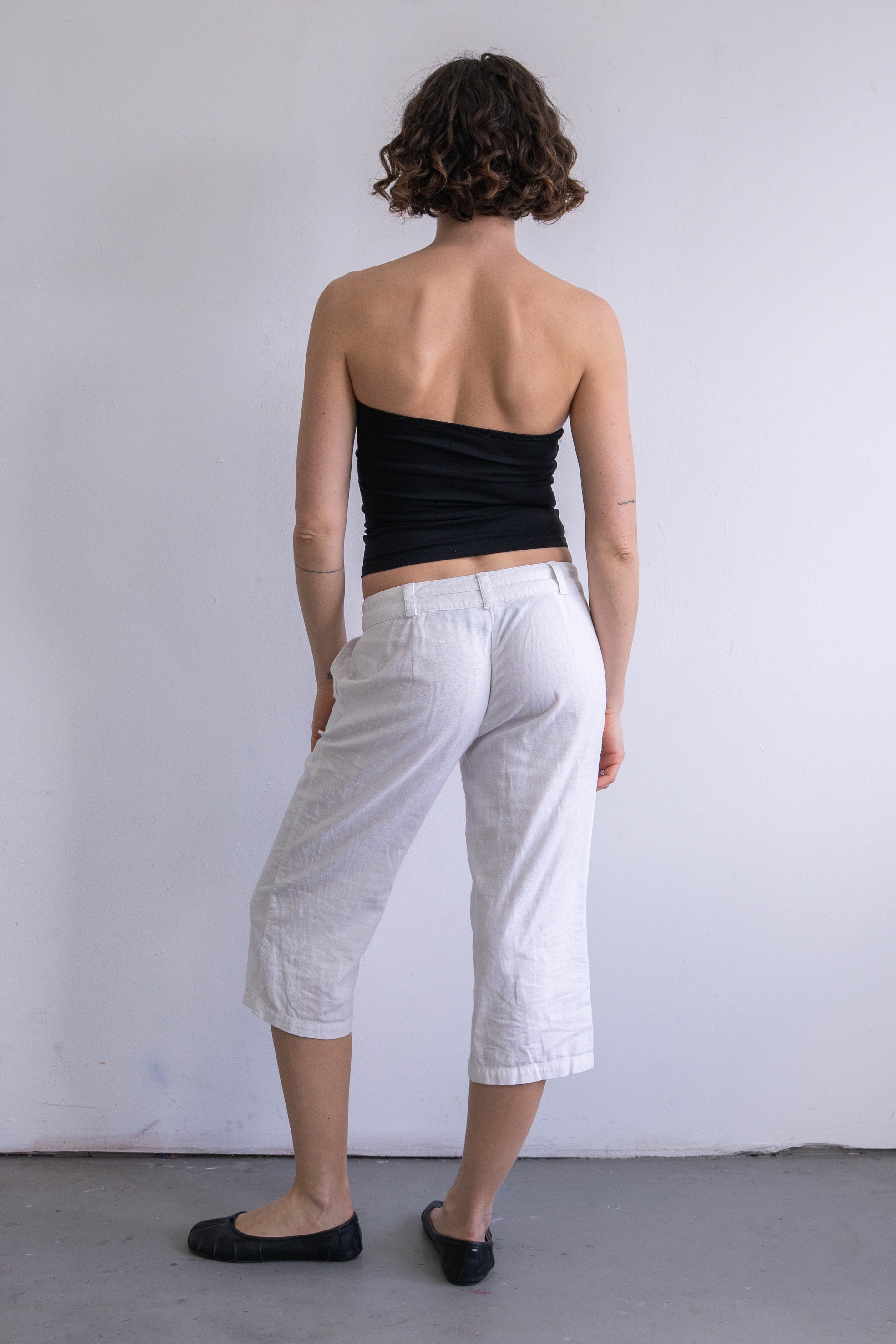 White Linen Capri - Size S