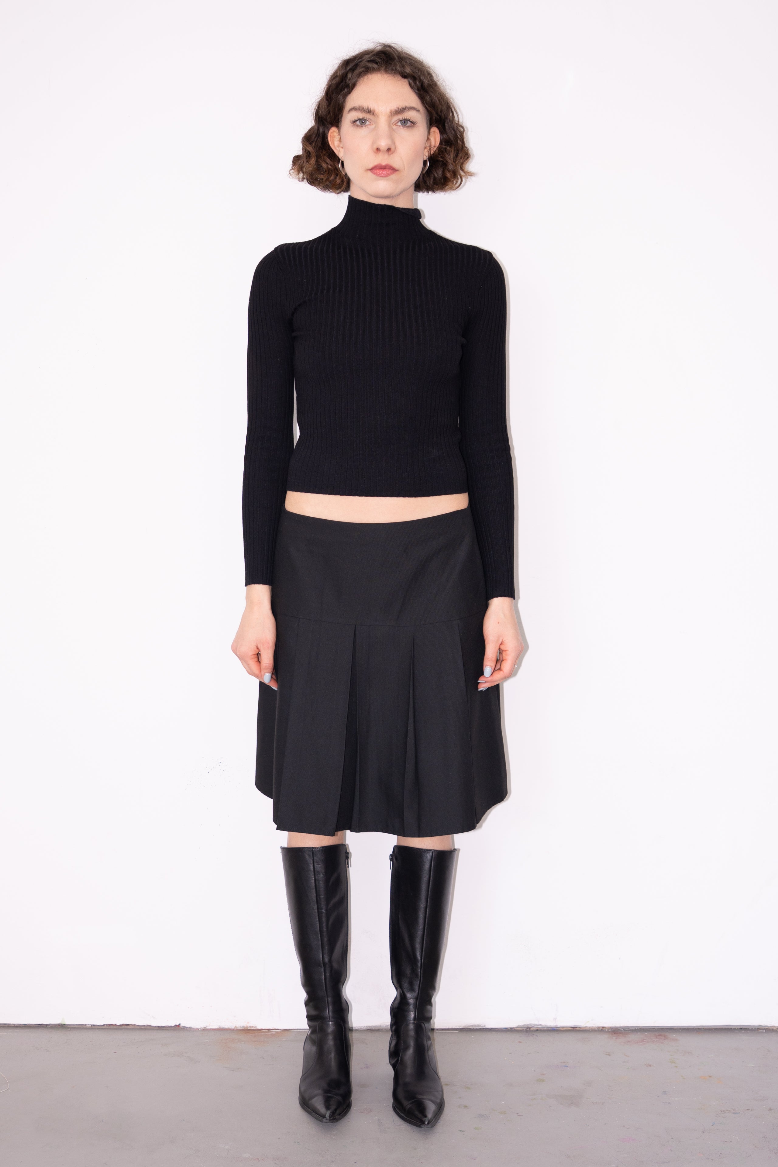 Black Pleated Skirt - Size M
