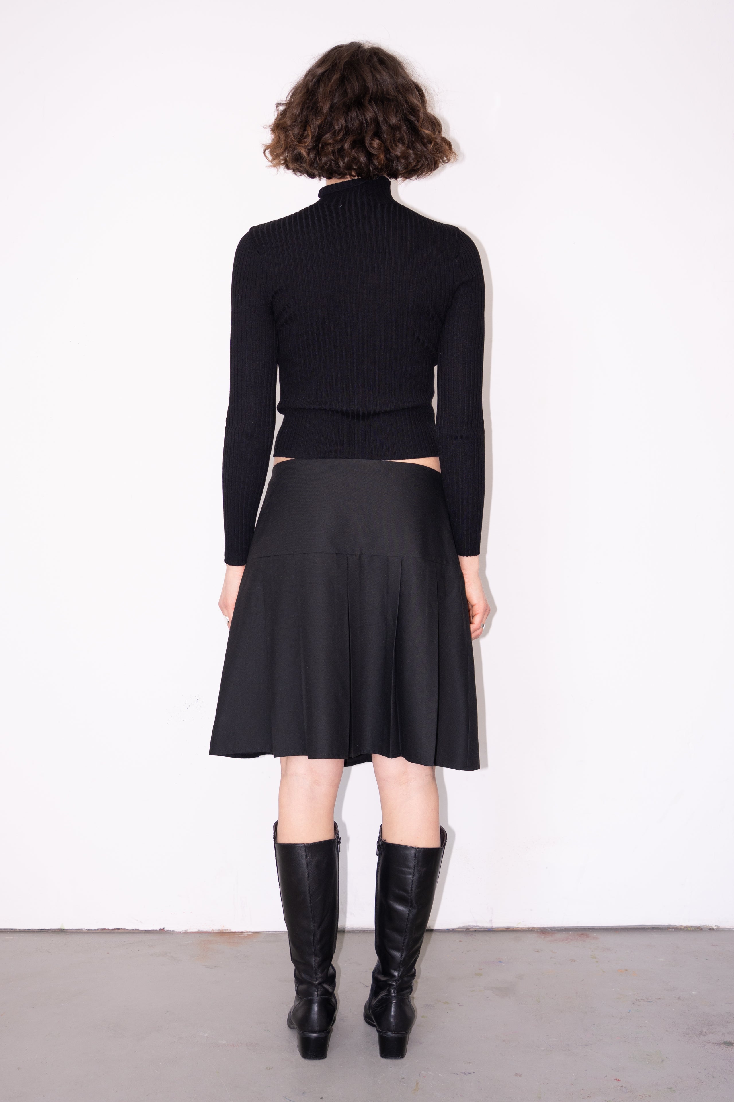 Black Pleated Skirt - Size M