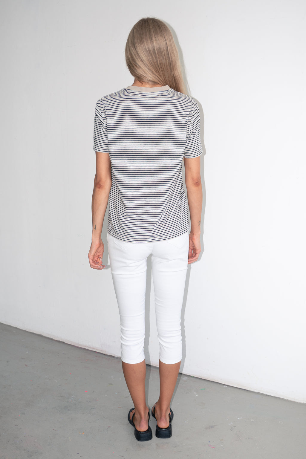 Striped T-Shirt Beige Black White - M/L