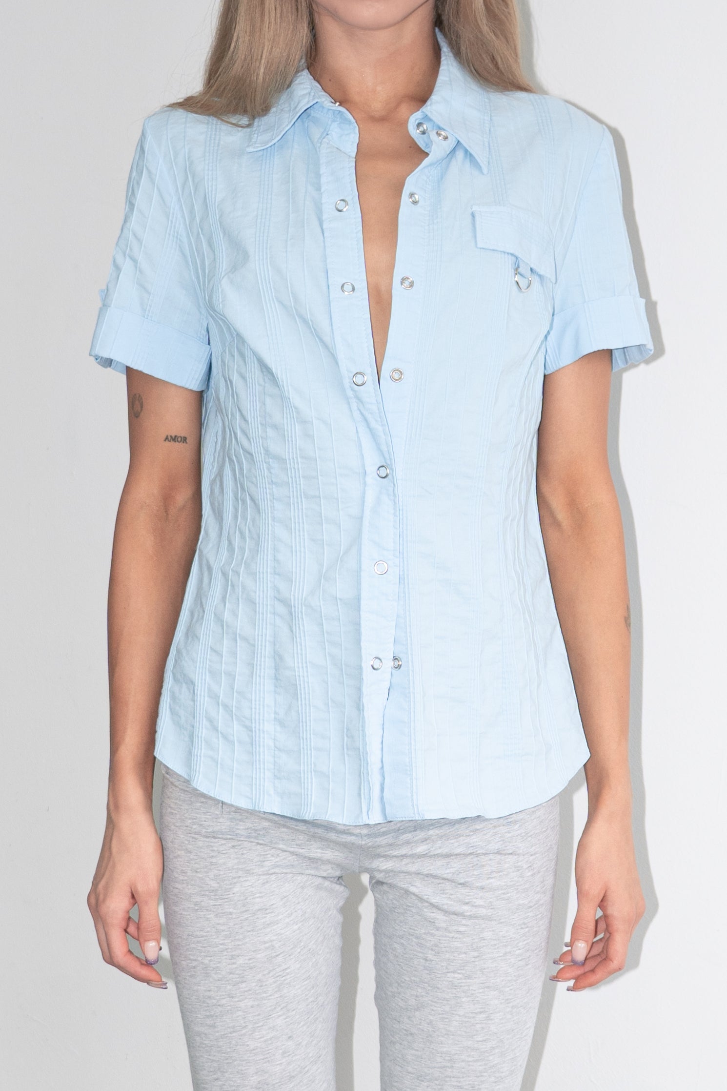 Blue short sleeve blouse - Size M/L