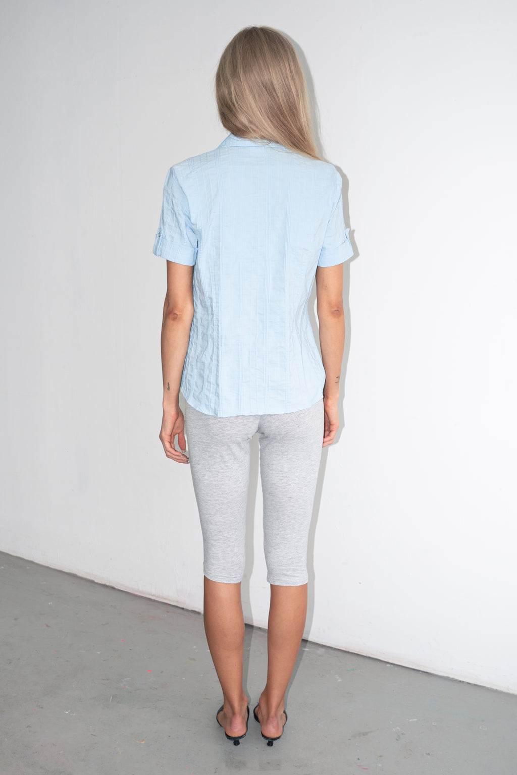 Blue short sleeve blouse - Size M/L