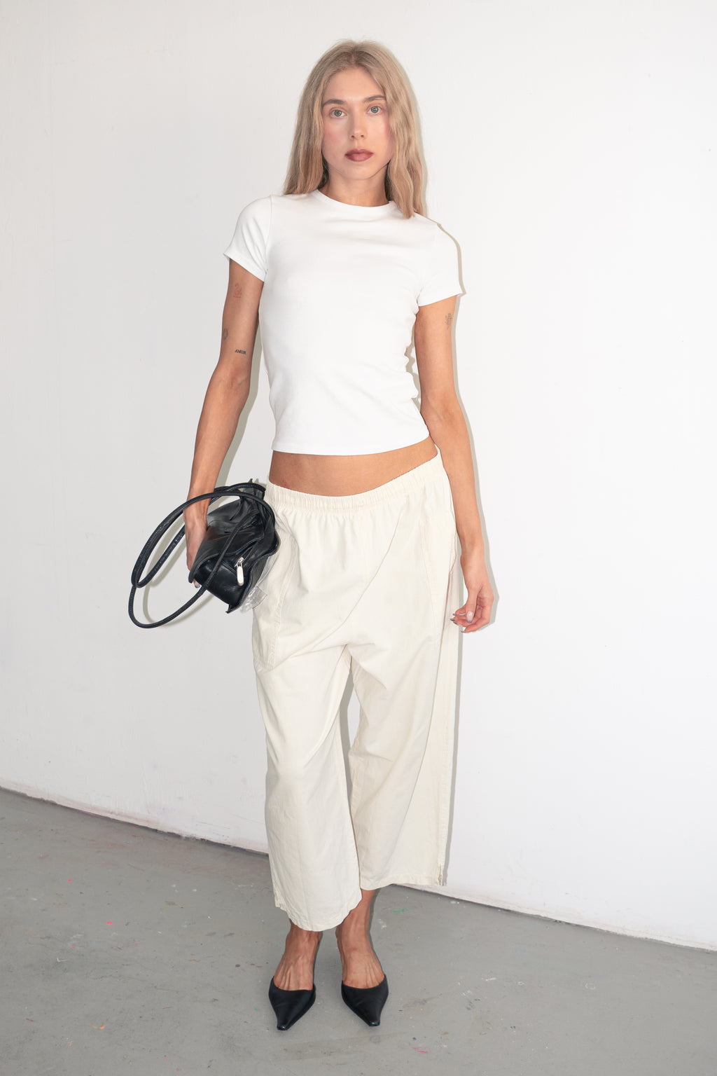 Cream Capri Bottoms - Size XL