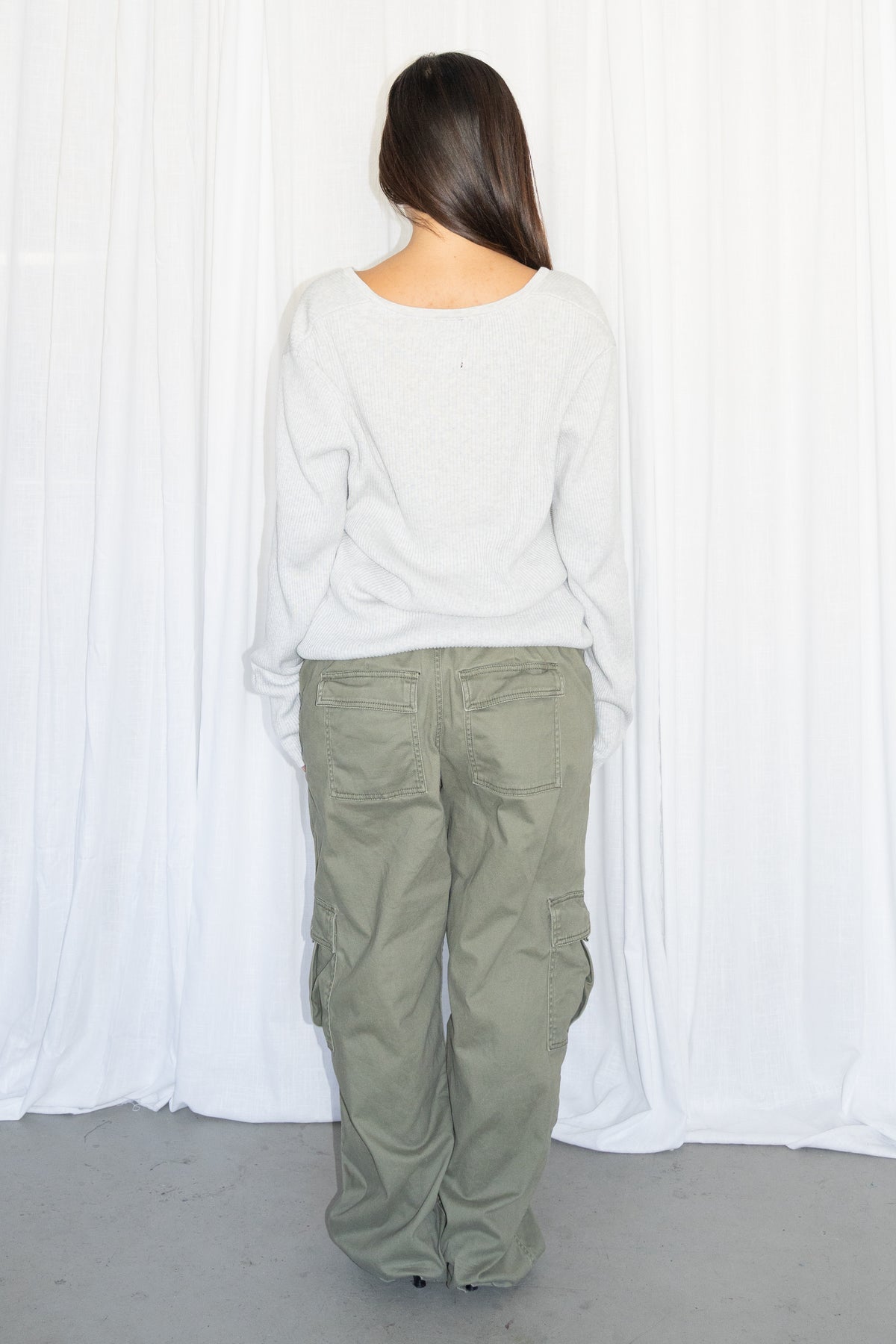 Light Grey Ribbed Knit Sweater - Size L/XL