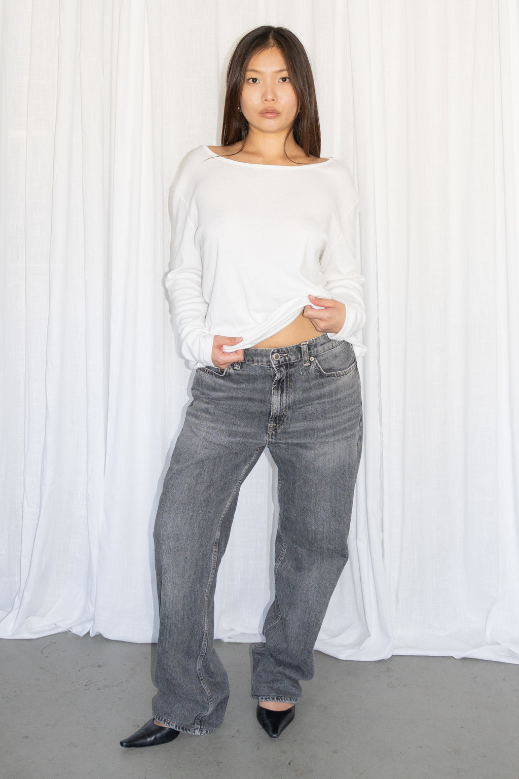 Washed Grey Loose-Fit Jeans - Size M/L