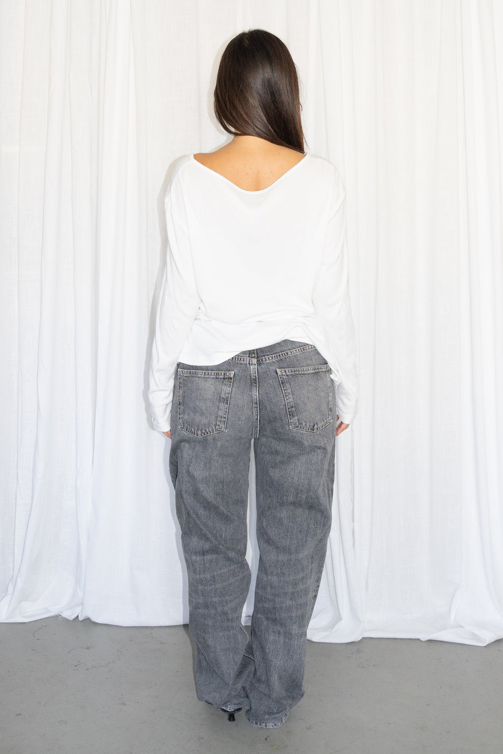 Washed Grey Loose-Fit Jeans - Size M/L