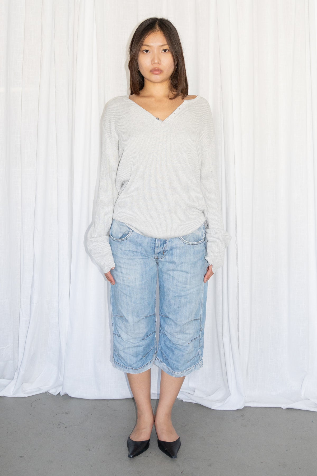 Light Grey Ribbed Knit Sweater - Size L/XL