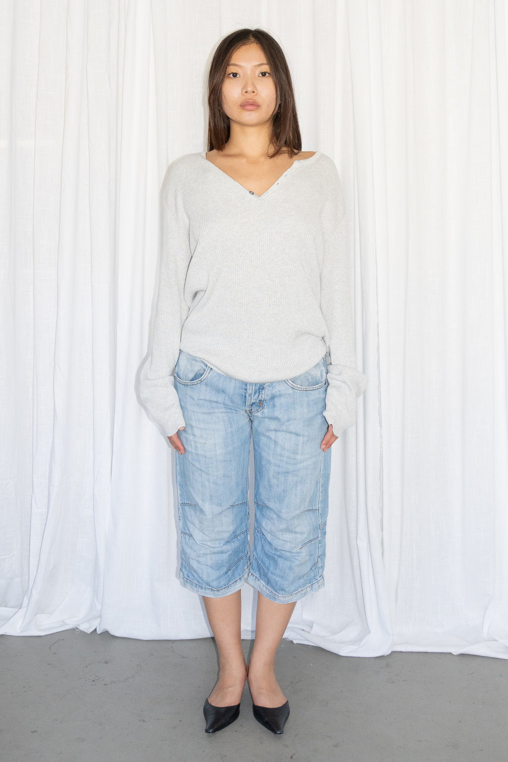Light Grey Ribbed Knit Sweater - Size L/XL