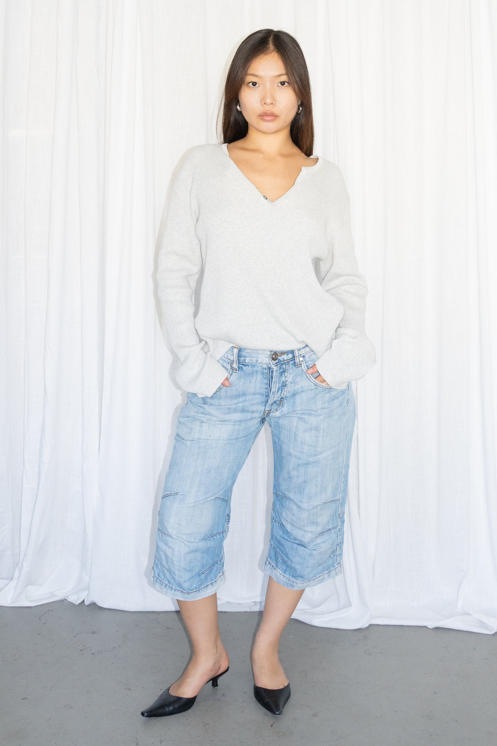 Light Grey Ribbed Knit Sweater - Size L/XL