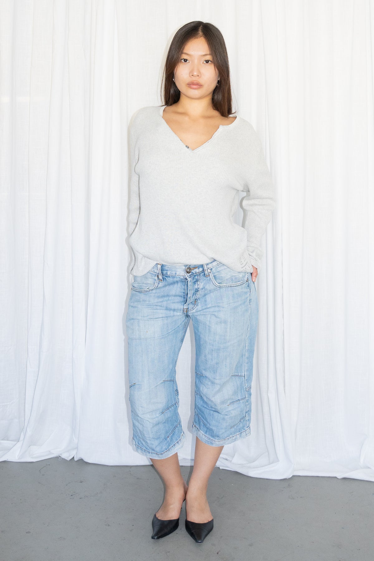 Light Grey Ribbed Knit Sweater - Size L/XL