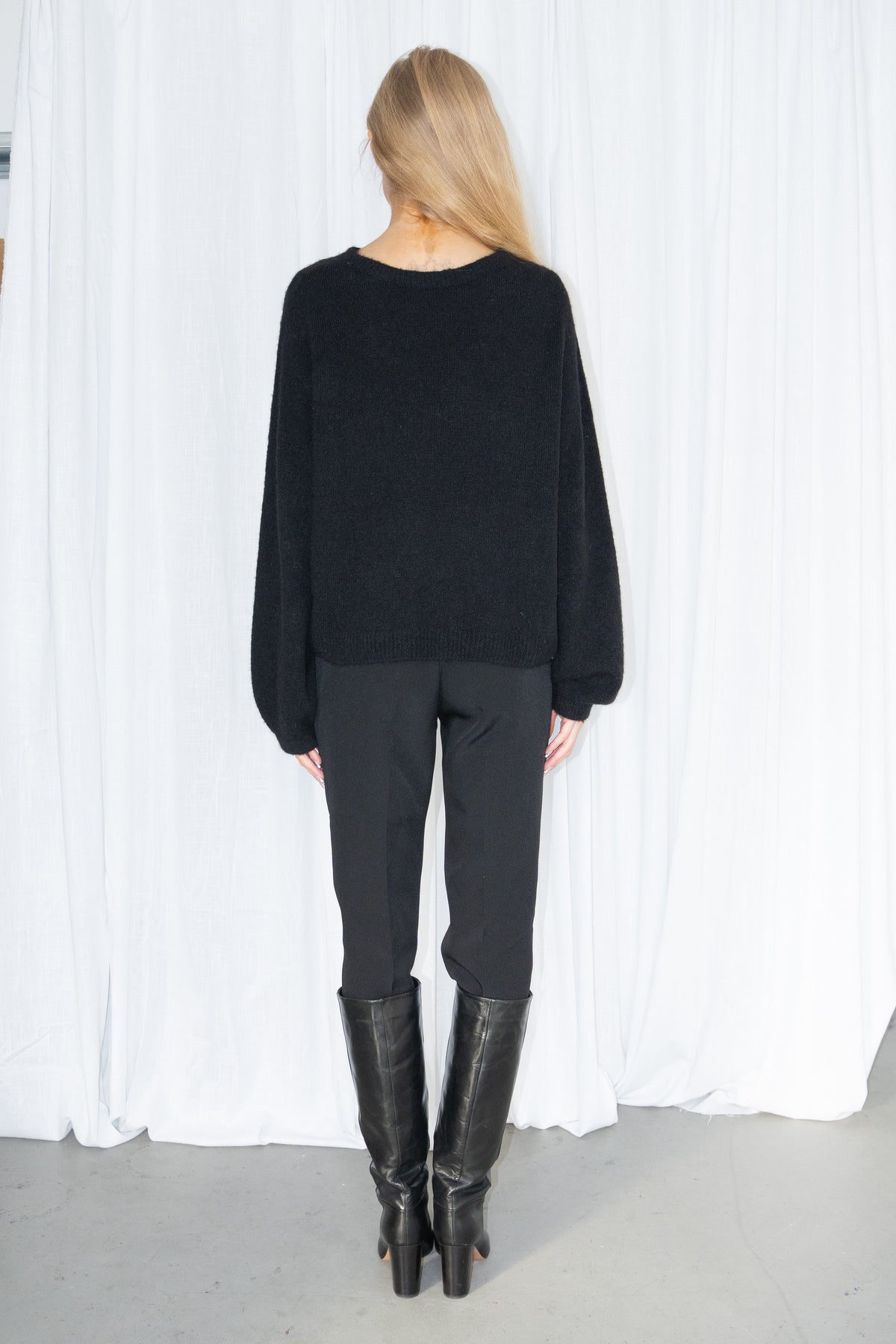 Alpaca Black Crewneck Knit Sweater - Size M