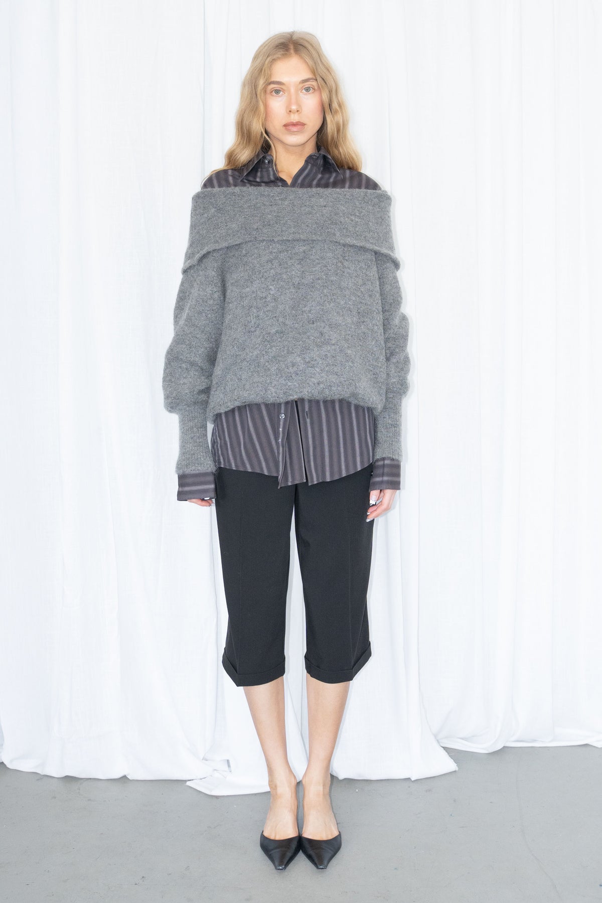 Grey Off-the-Shoulder Knit Sweater - Size M