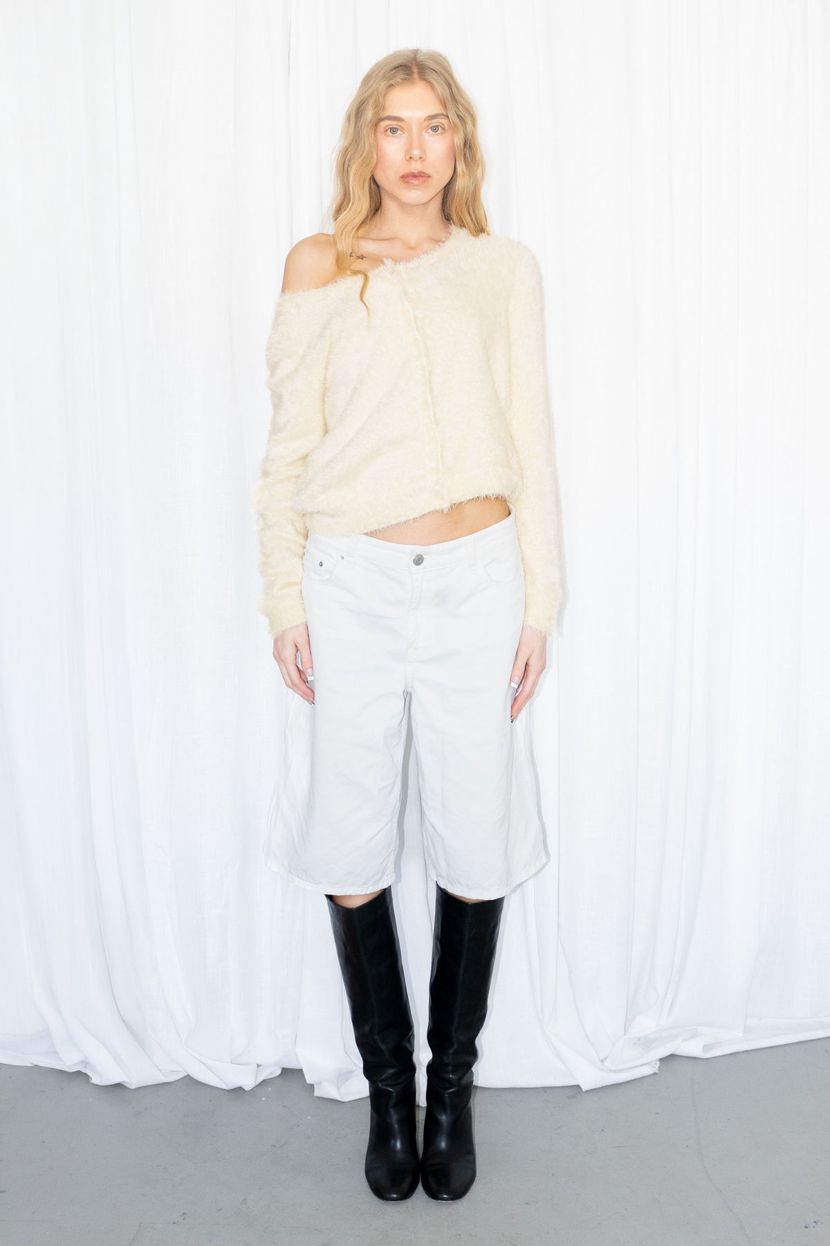 Light Yellow Fluffy Cardian - Size L
