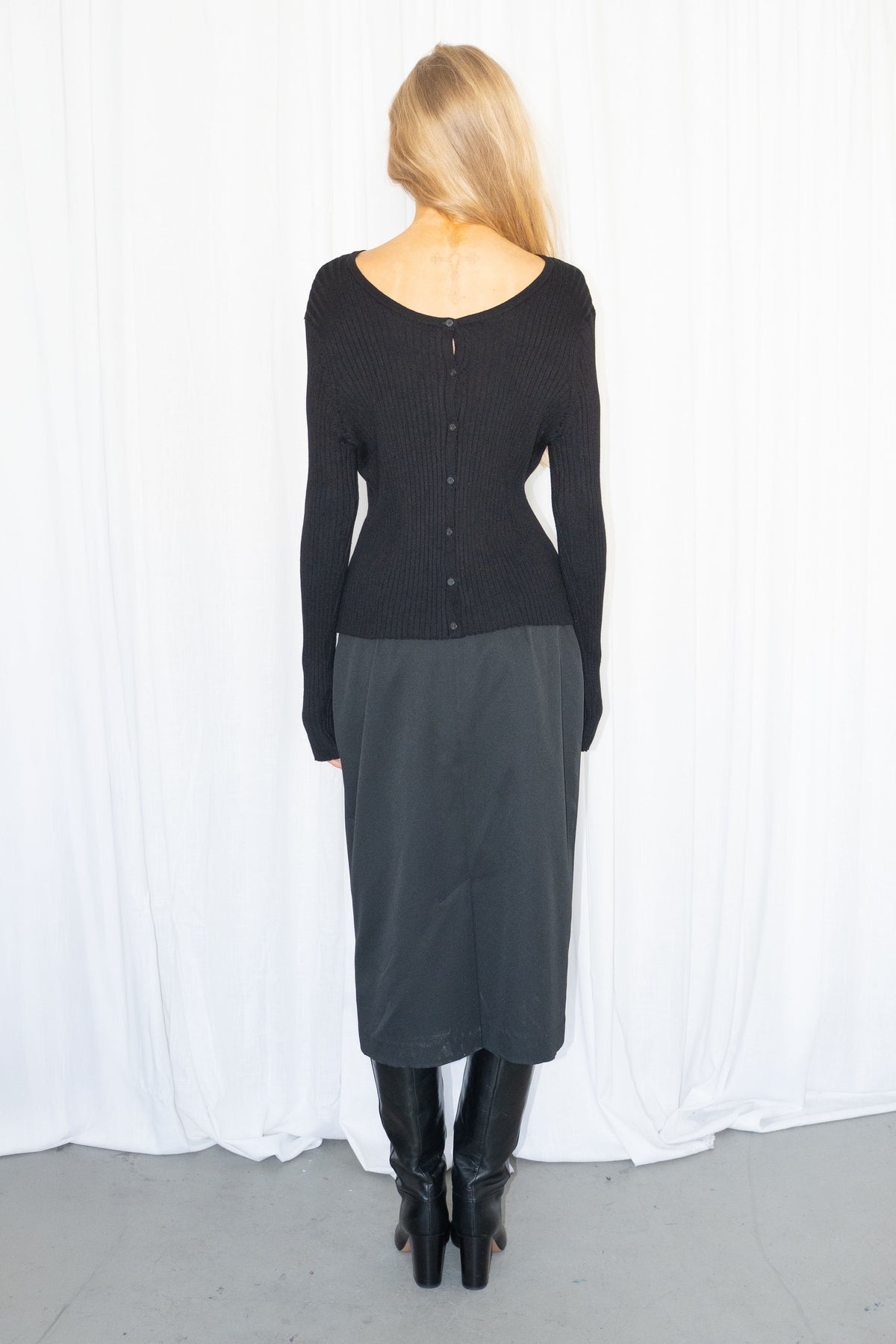 Black Ribbed Knit Sweater - Size M/L