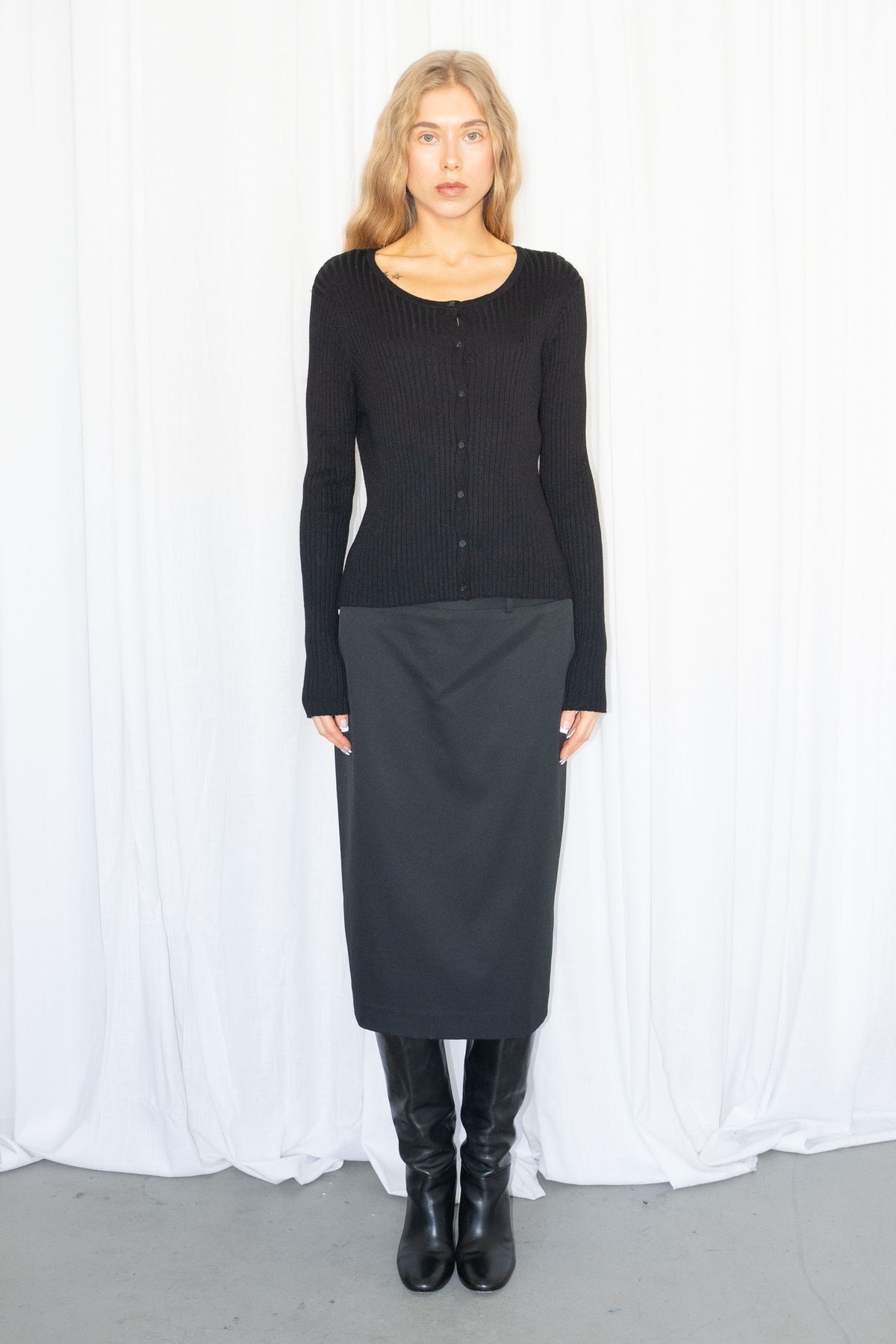 Black Long Midi Skirt - Size M