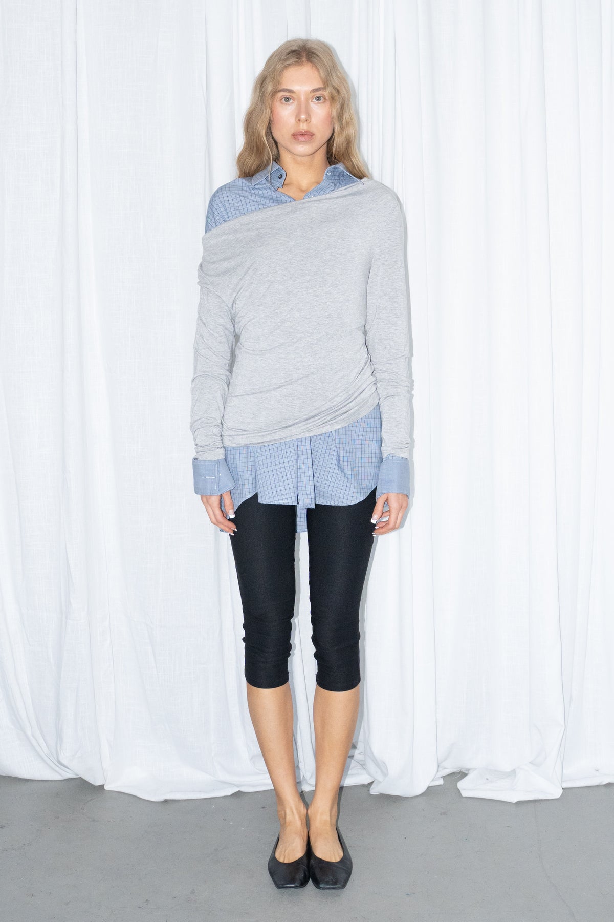 Grey Off-the-Shoulder Waterfal Top - Size L