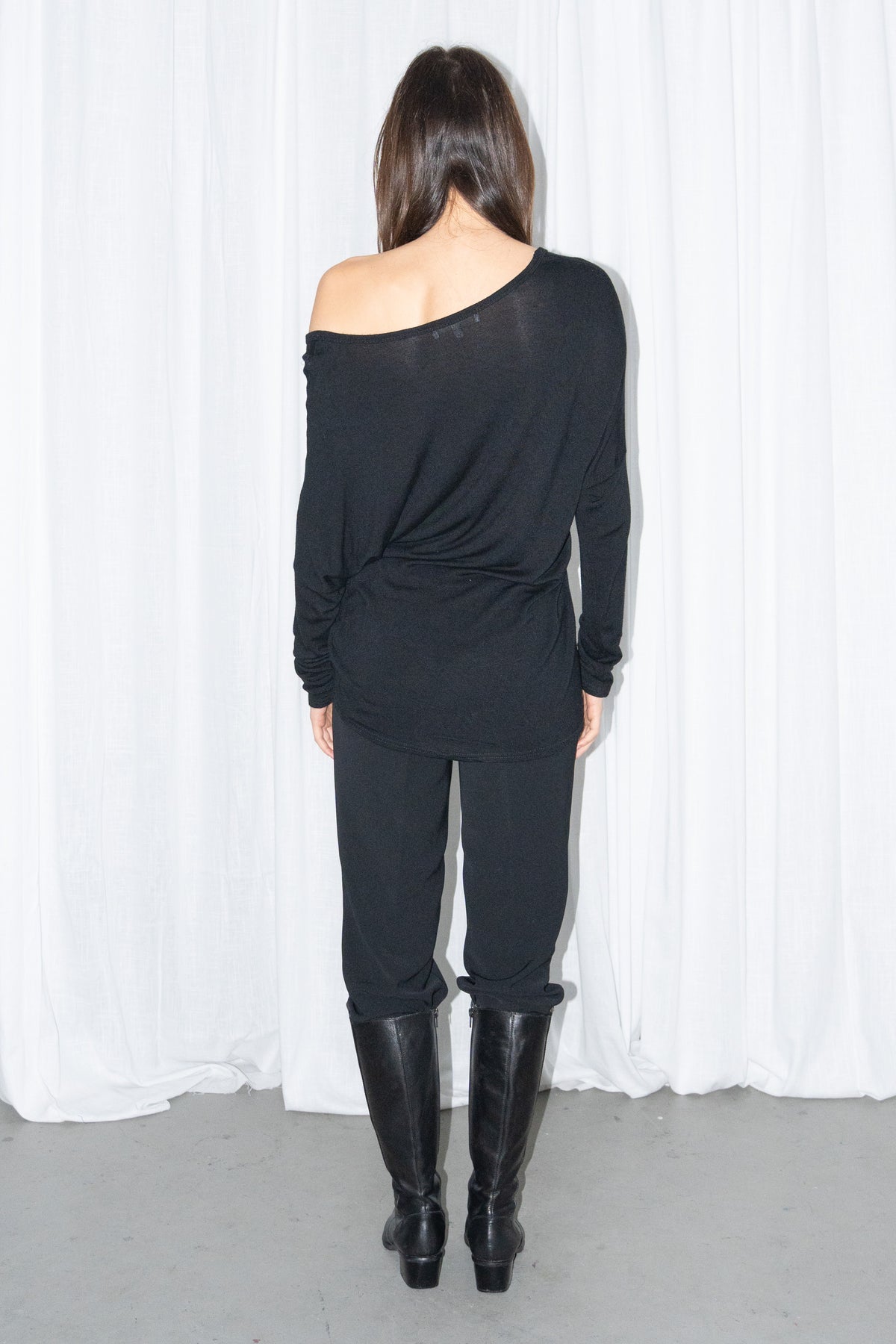 Black Off-Shoulder Top - Size  L