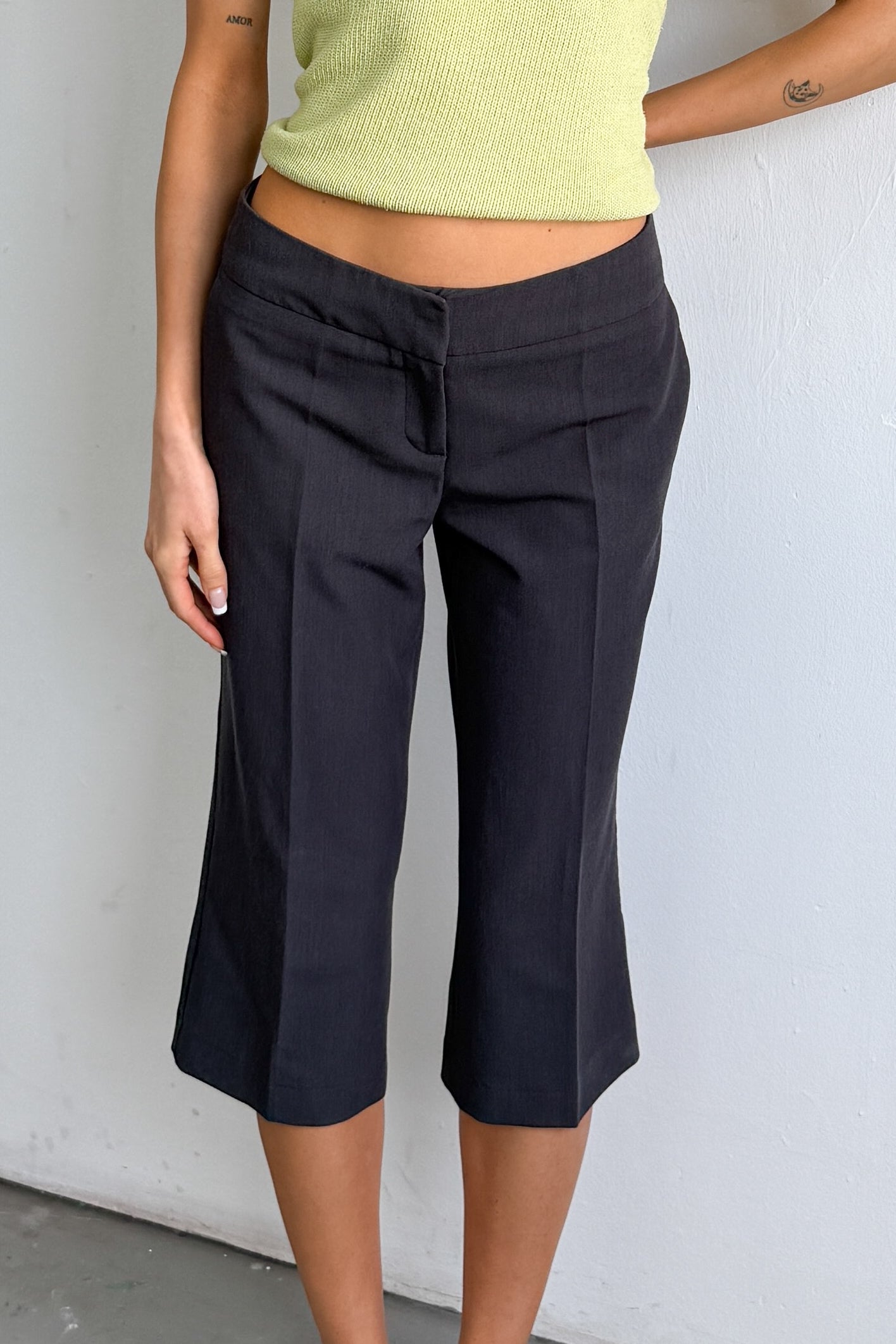 Grey Pantalon Capri - Size XS