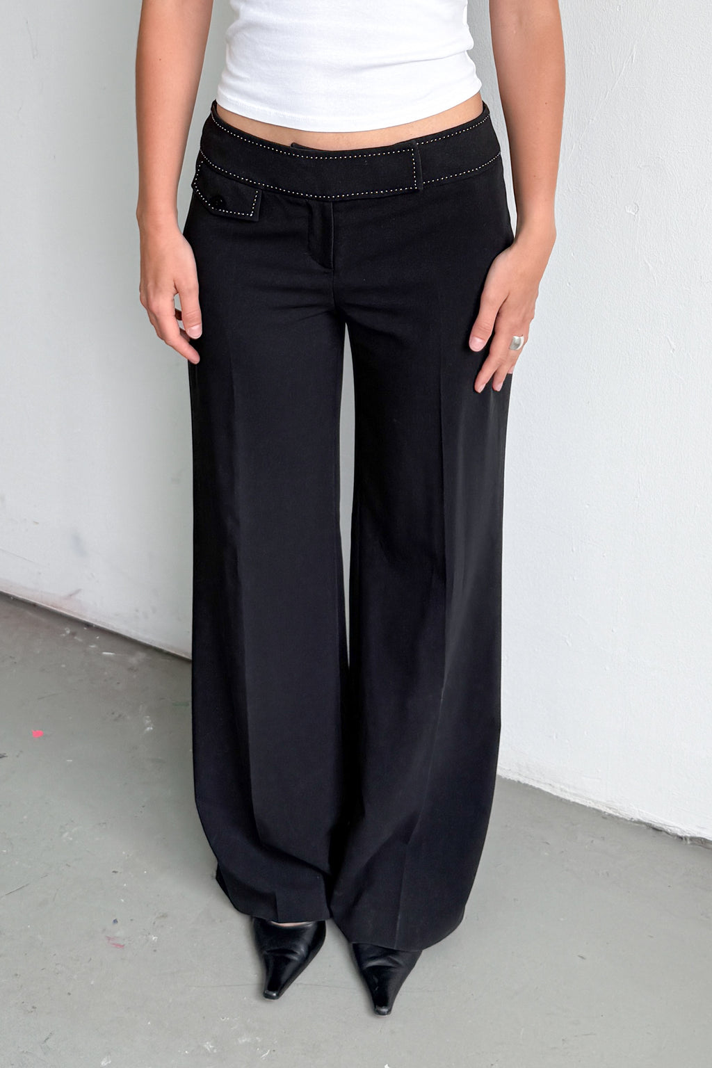 Pantalon With Contrast Stitching - Size