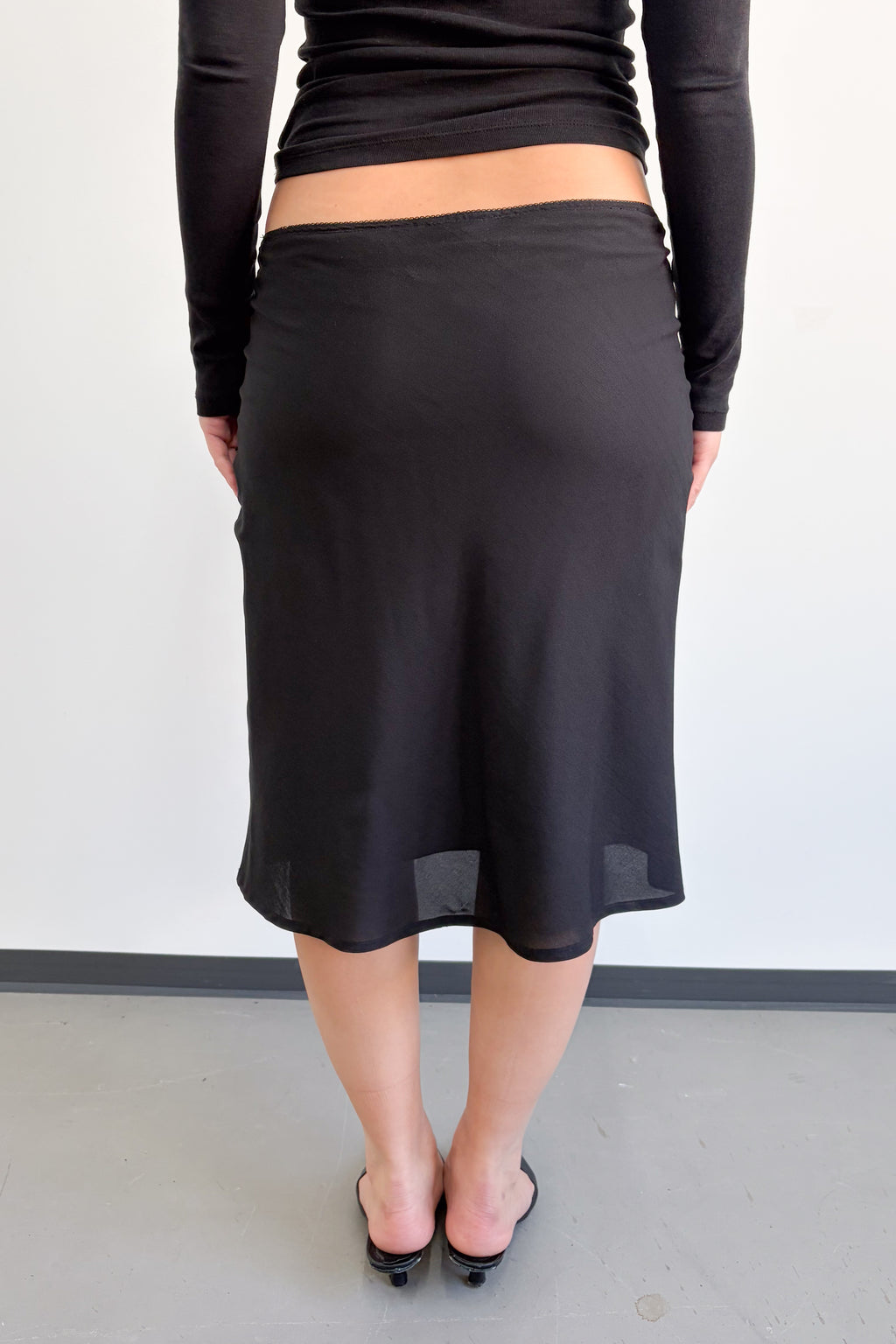 Black Flowy Midi Skirt - Size M/L