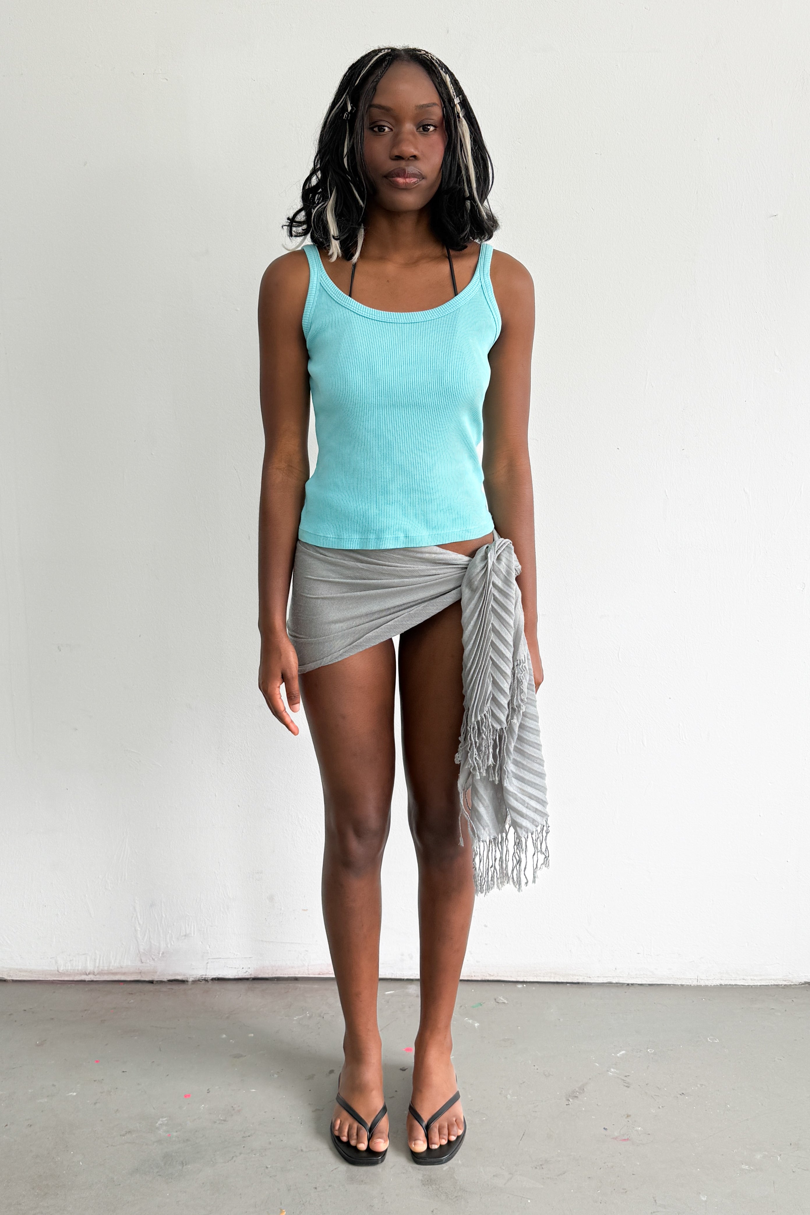 Hip Scarf Grey Structured