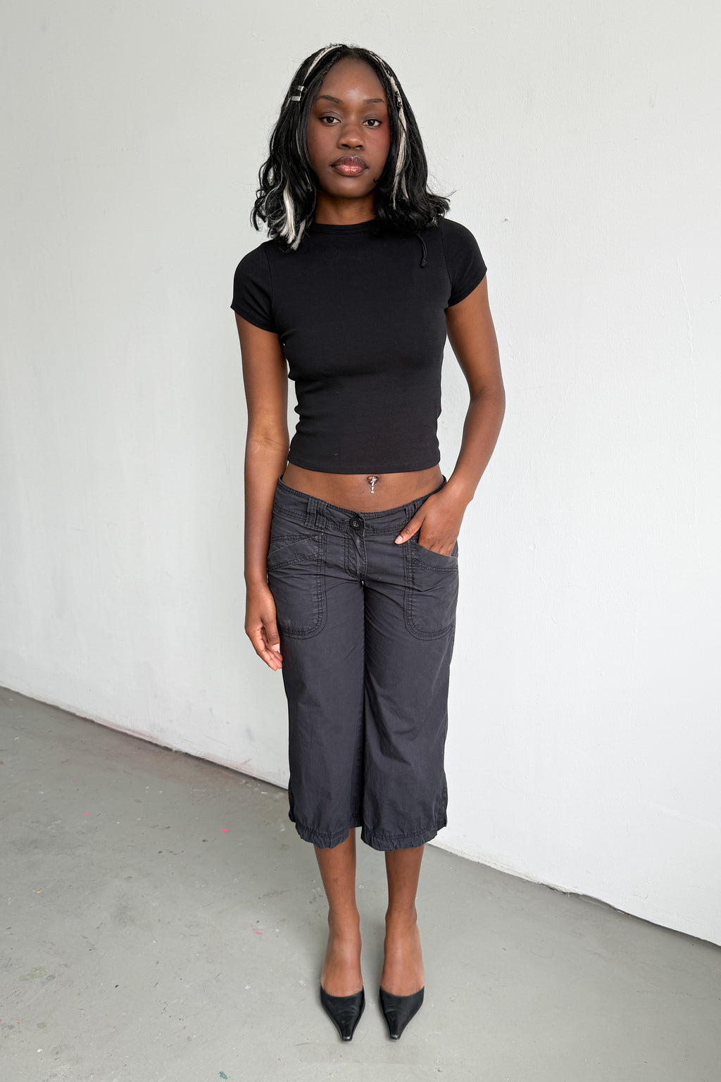 Low Waisted Cargo Capri Washed