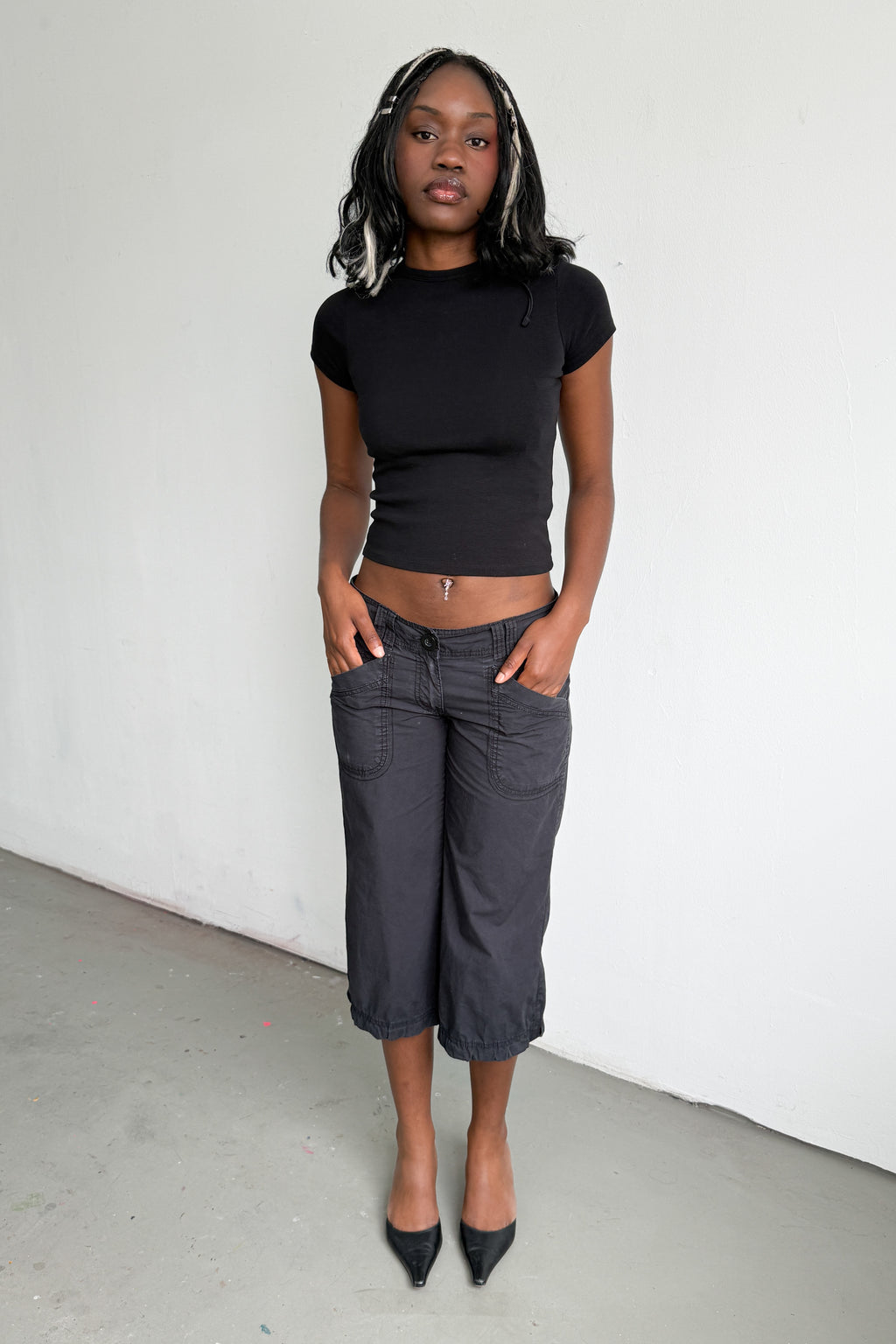 Low Waisted Cargo Capri Washed