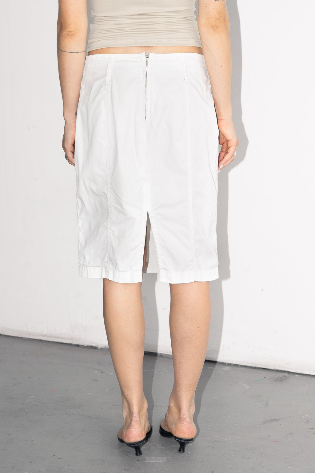 White Skirt With Belt Loops - Size M/L