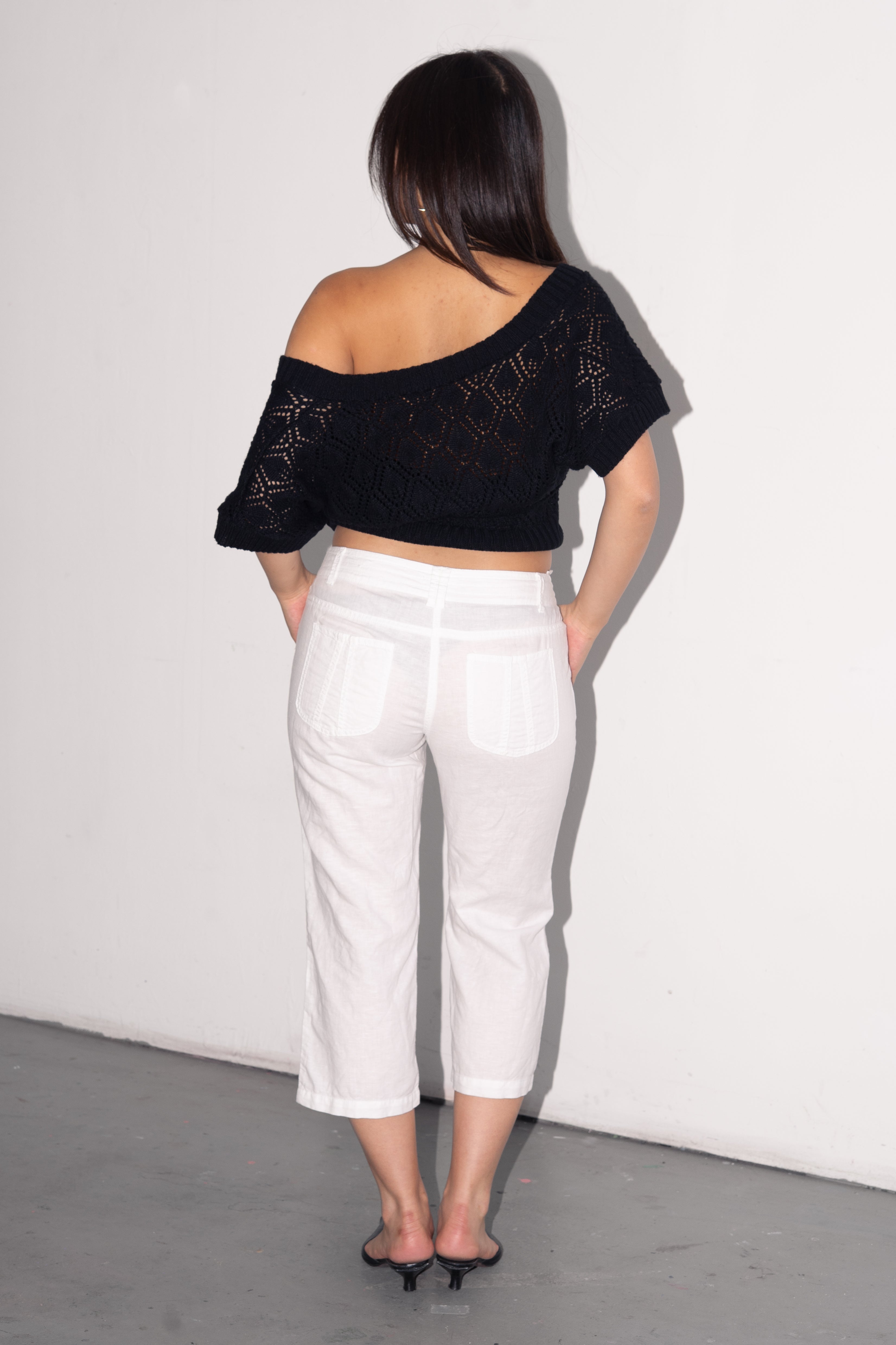 White Capri Bottoms Cotton/Linen - Size S/M
